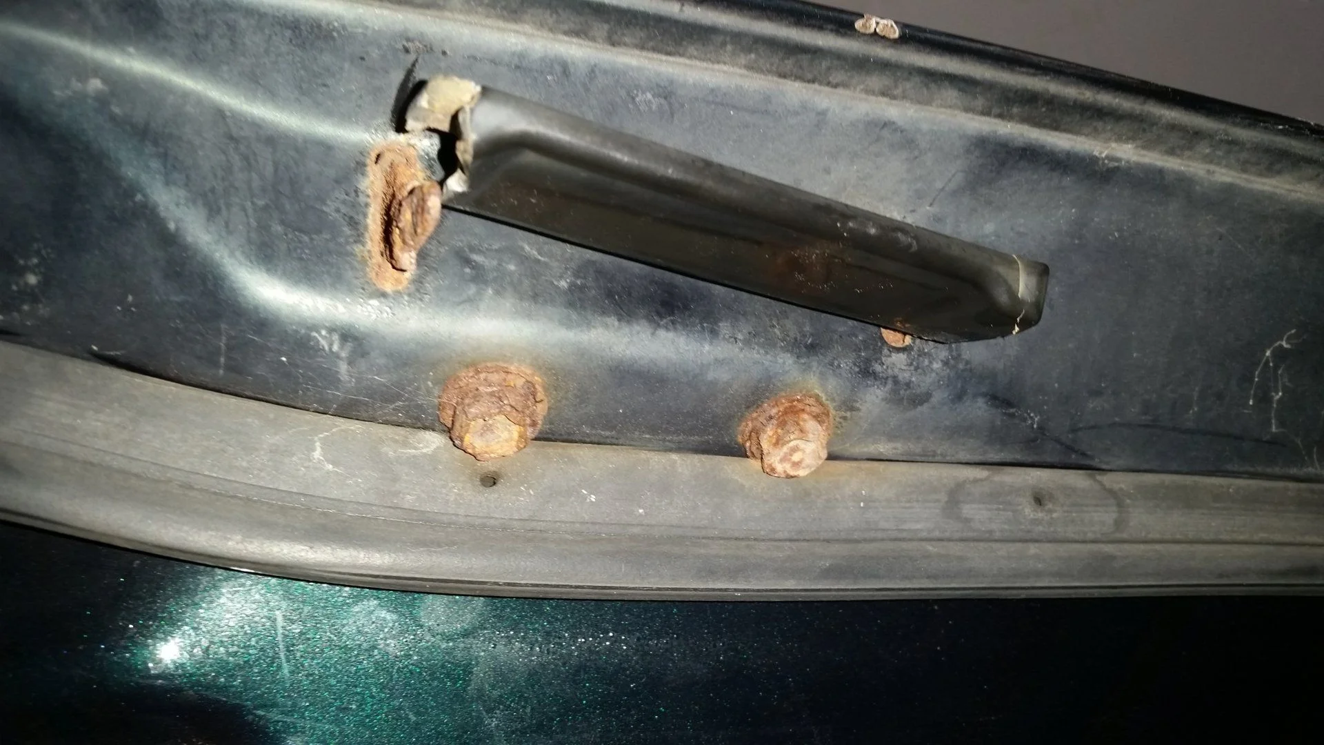 Rear Upper Hatch Release