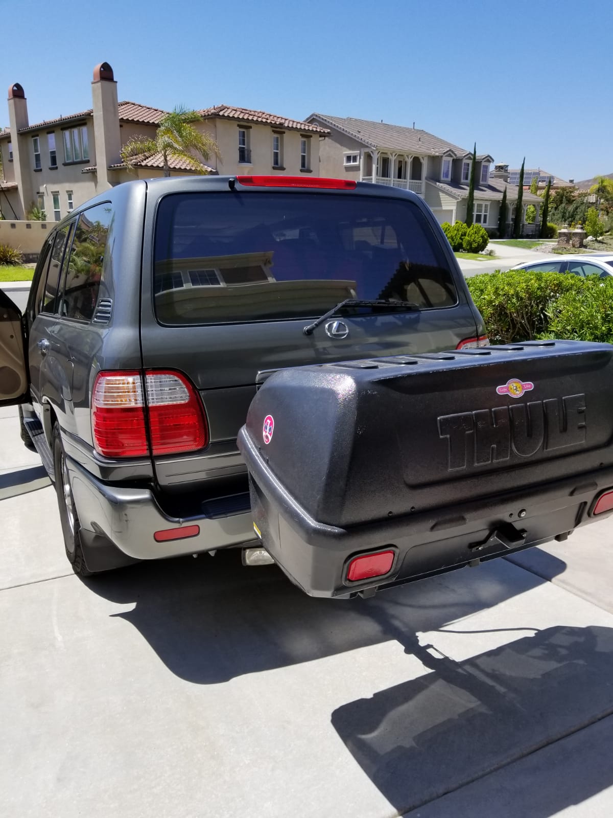 Rear View with Thule Box