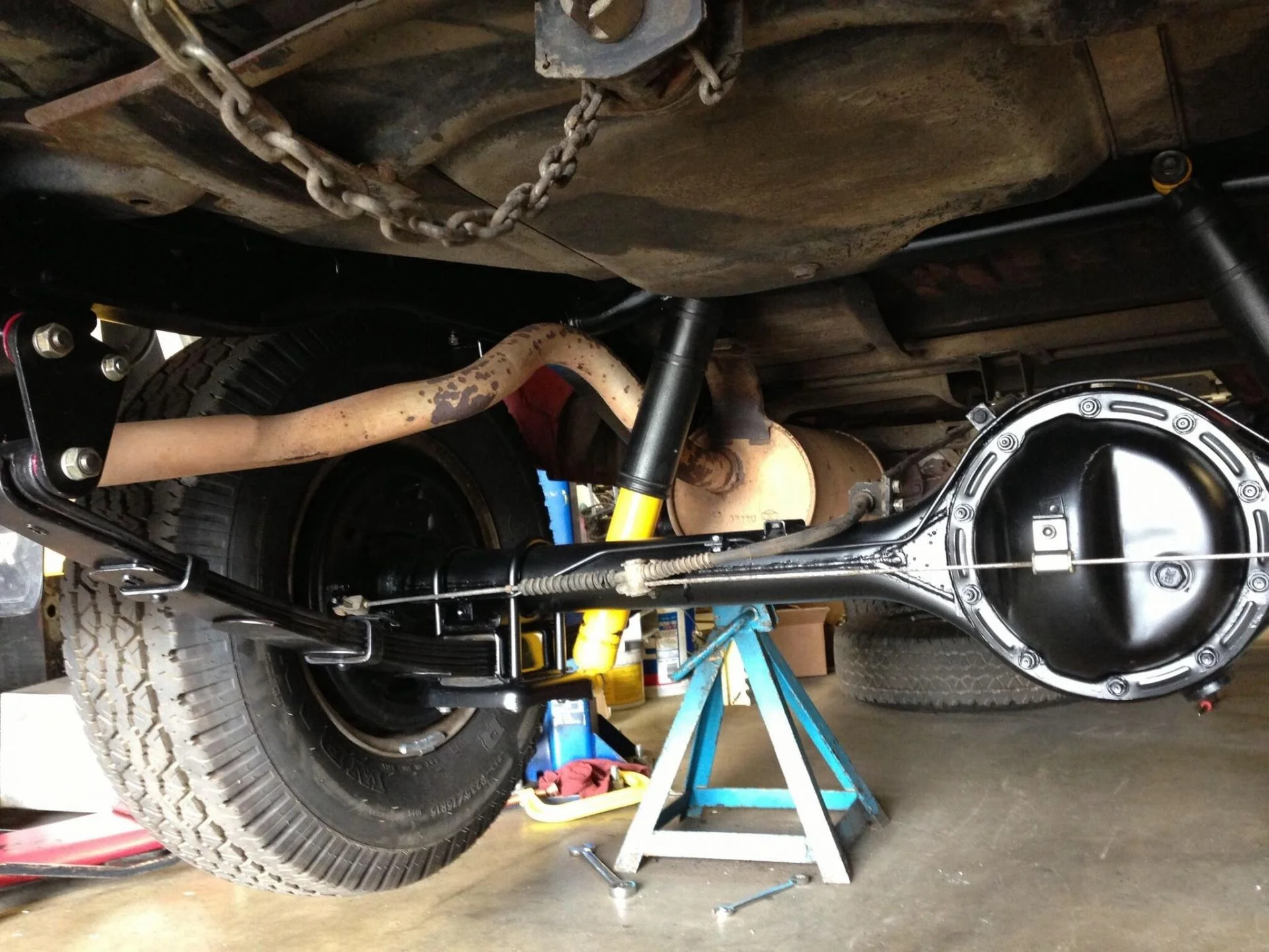 Rear w/ suspension