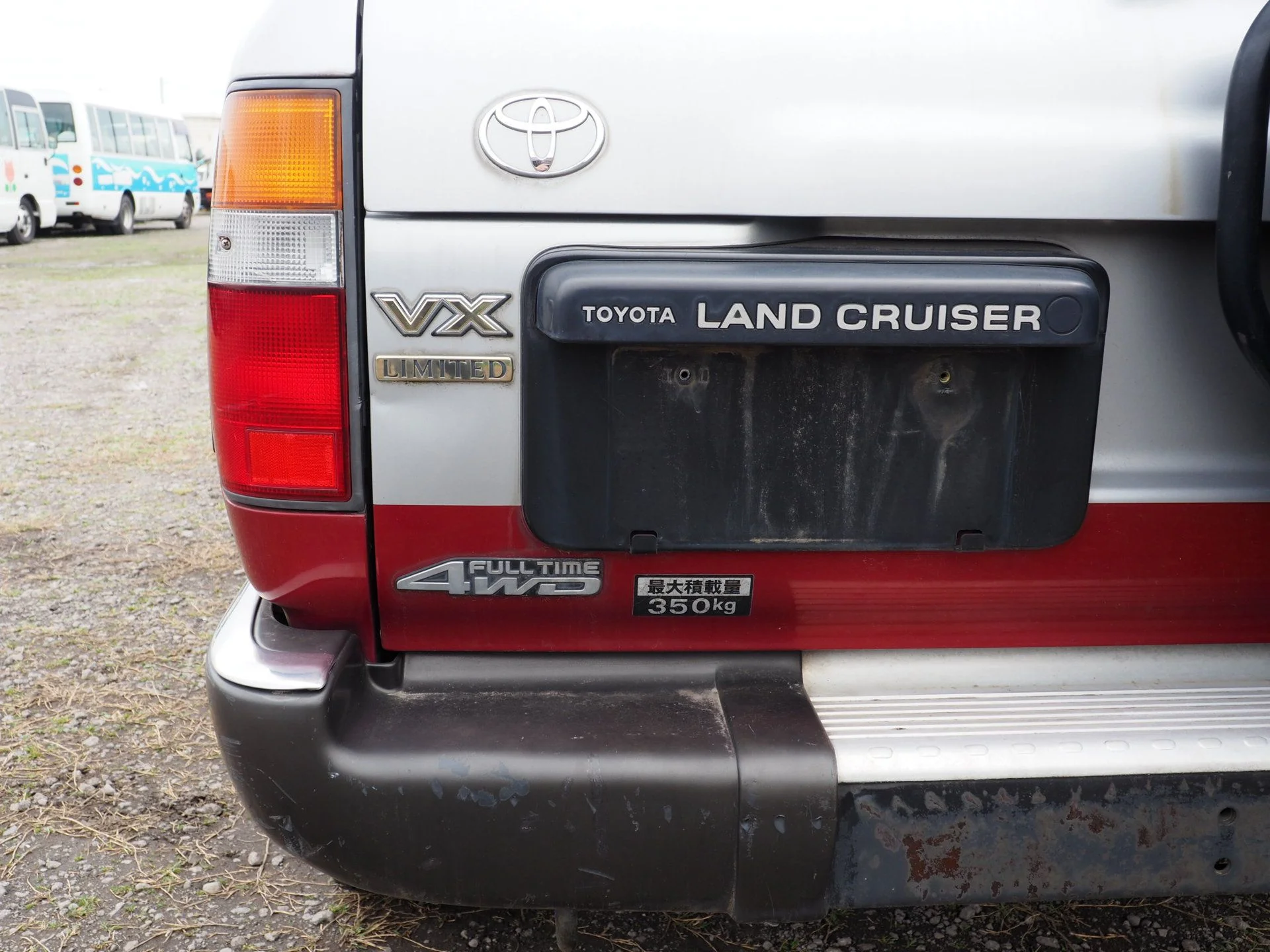 right side tailgate HDJ81