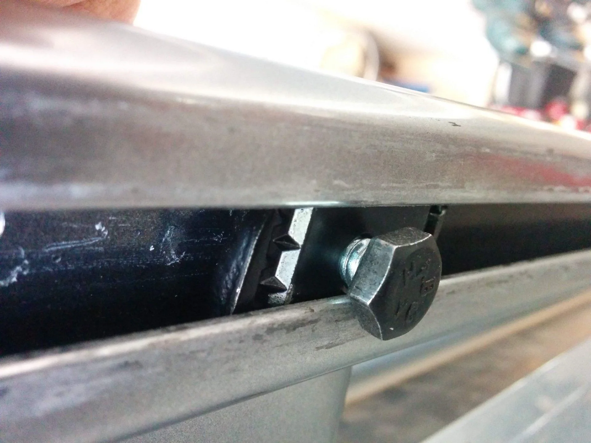 roof rail cam boly (unistrut harware)
