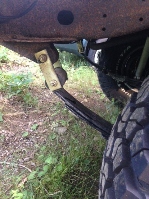 Rough Country Rear Shackle Angle