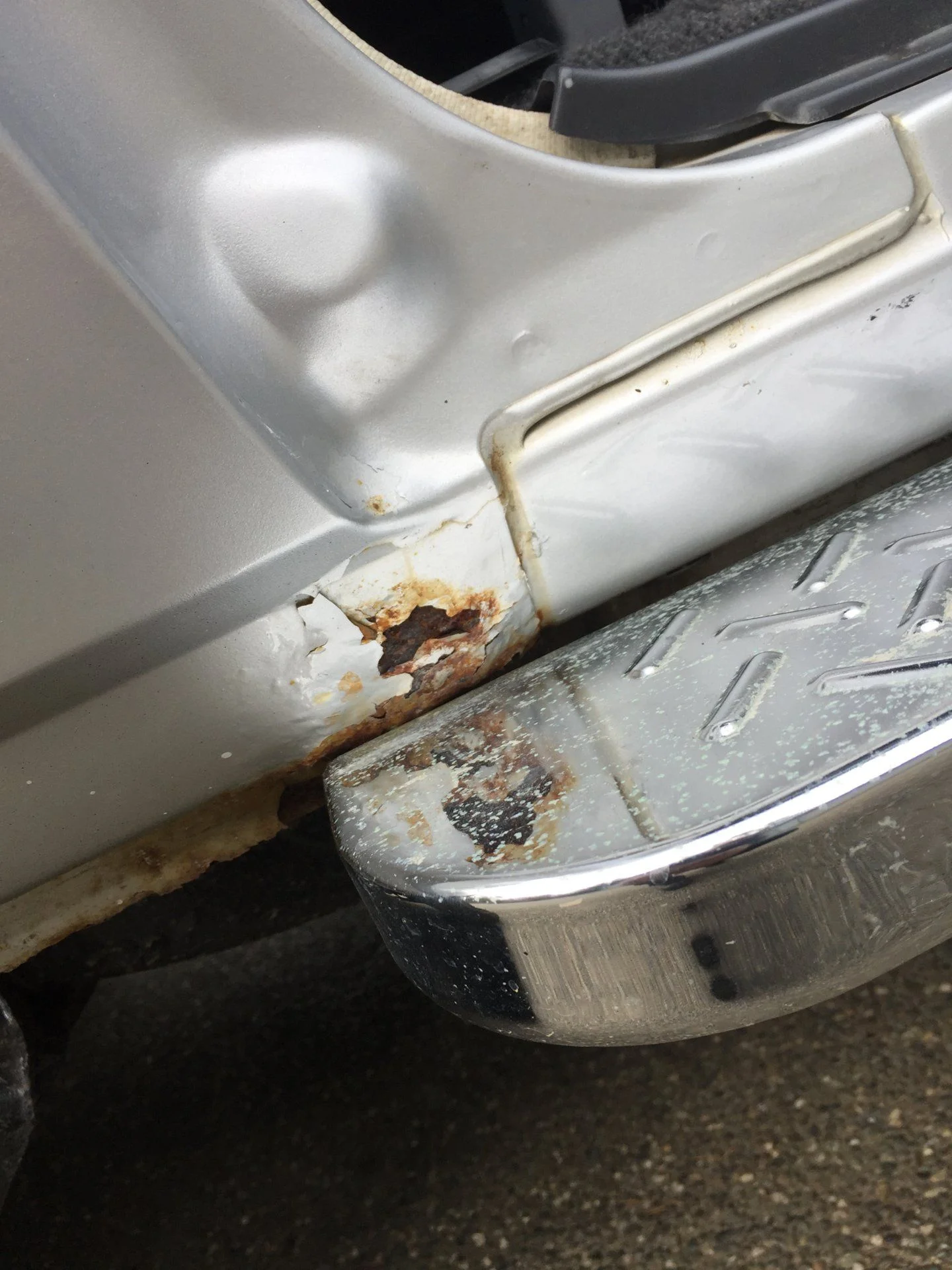 Rust spot at driver rocker panel | IH8MUD Forum | Toyota, Lexus & Off ...
