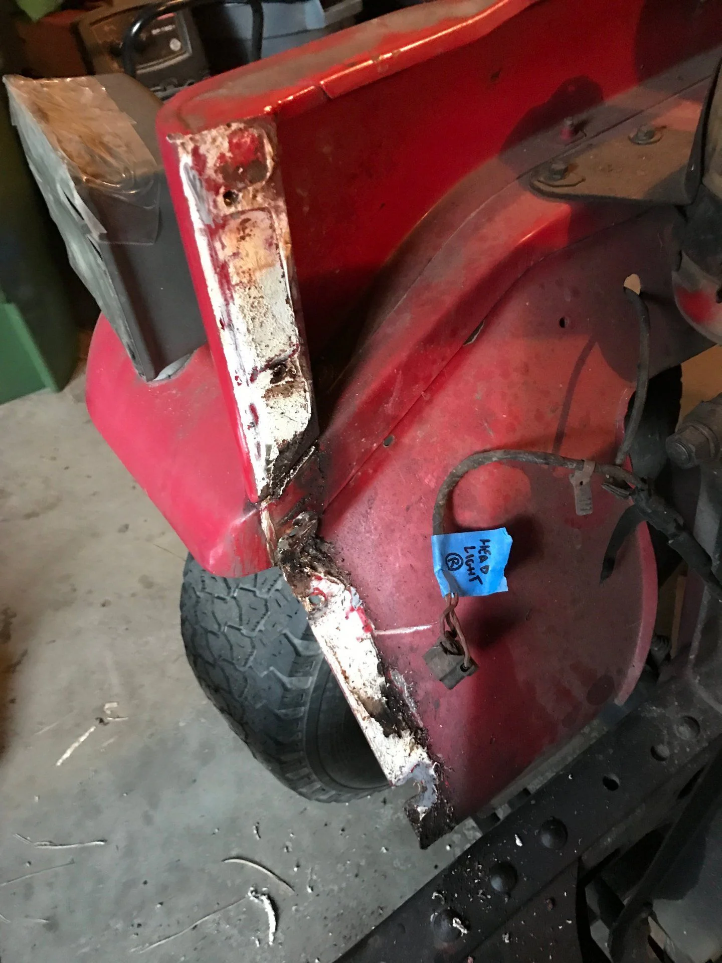 Seam sealer(?) on fender/bib