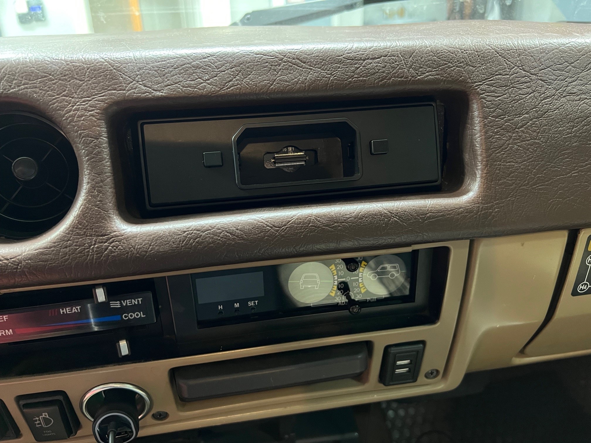 single DIN touch screen install