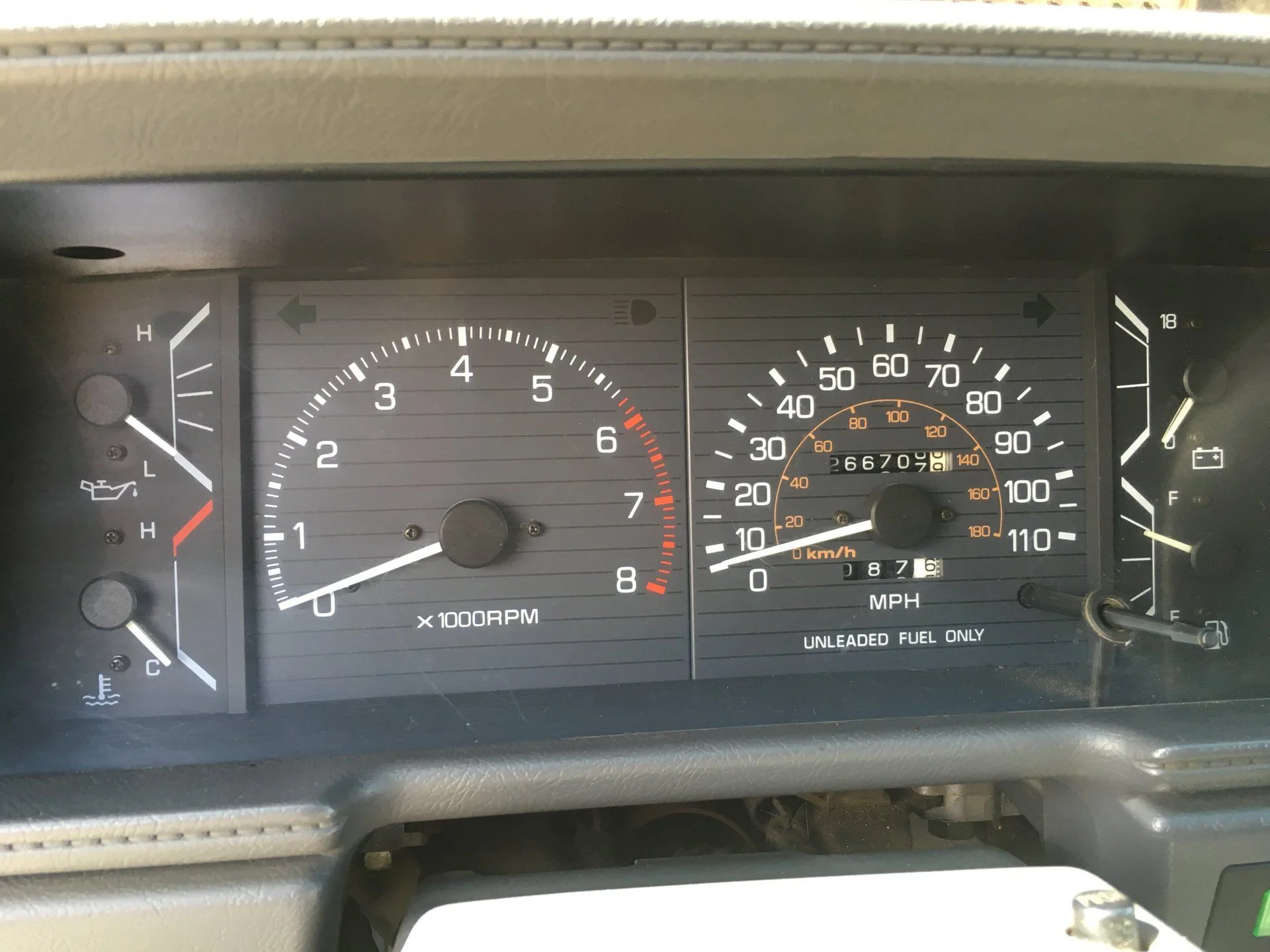 SR5 gauge cluster
