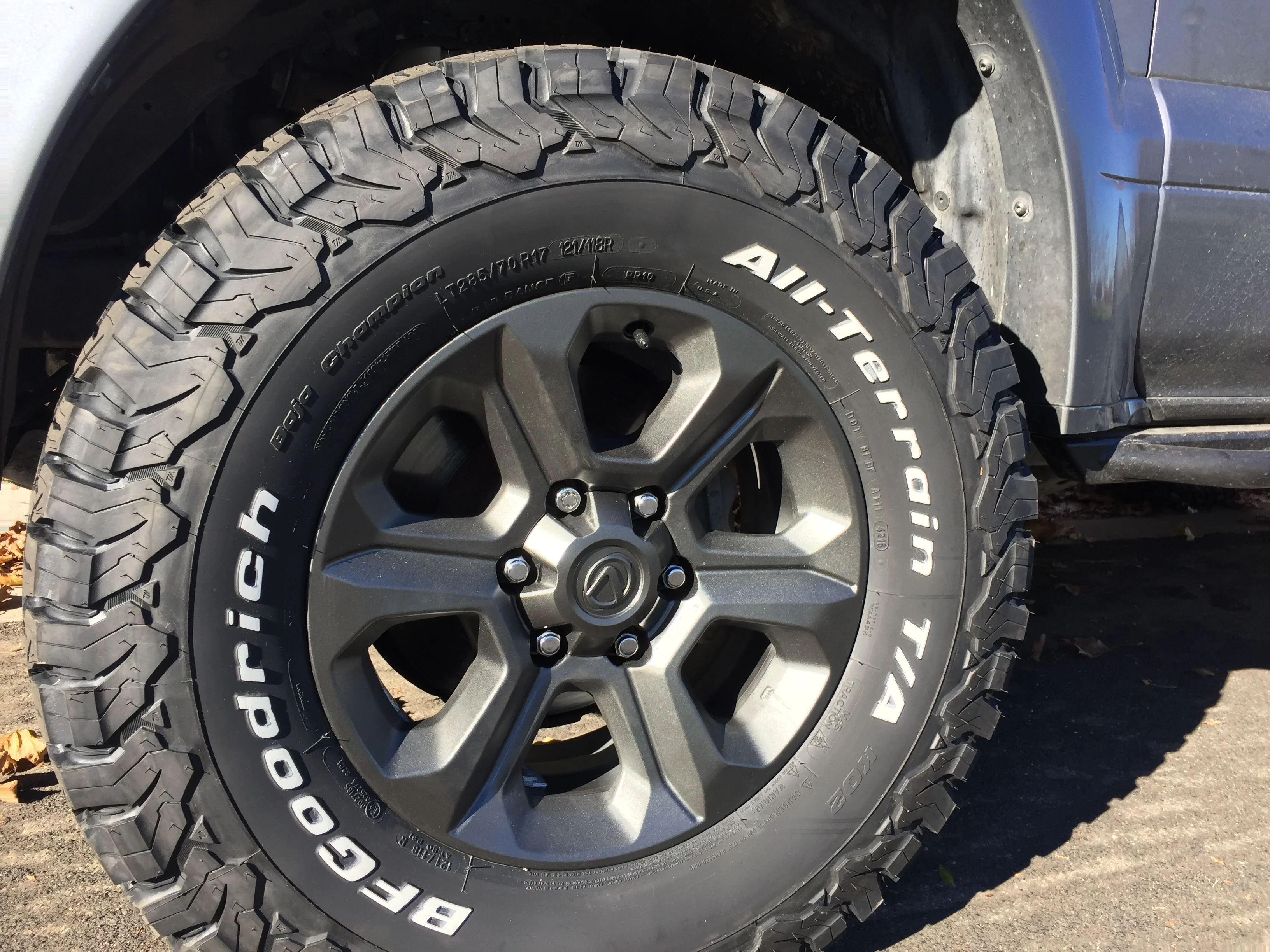 SR5 Wheels - Lexus Style