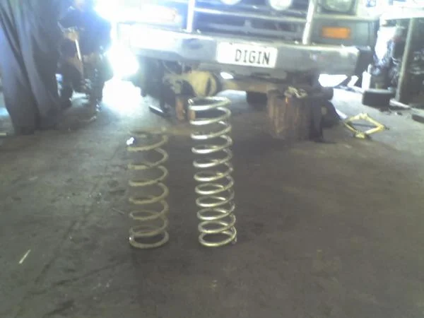 stock 70 spring alongside the 80 spring