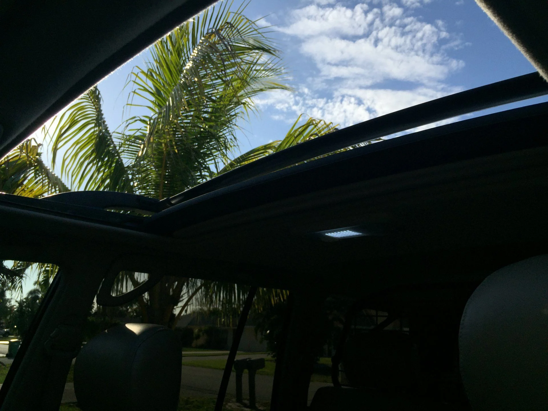 Sun Roof Open