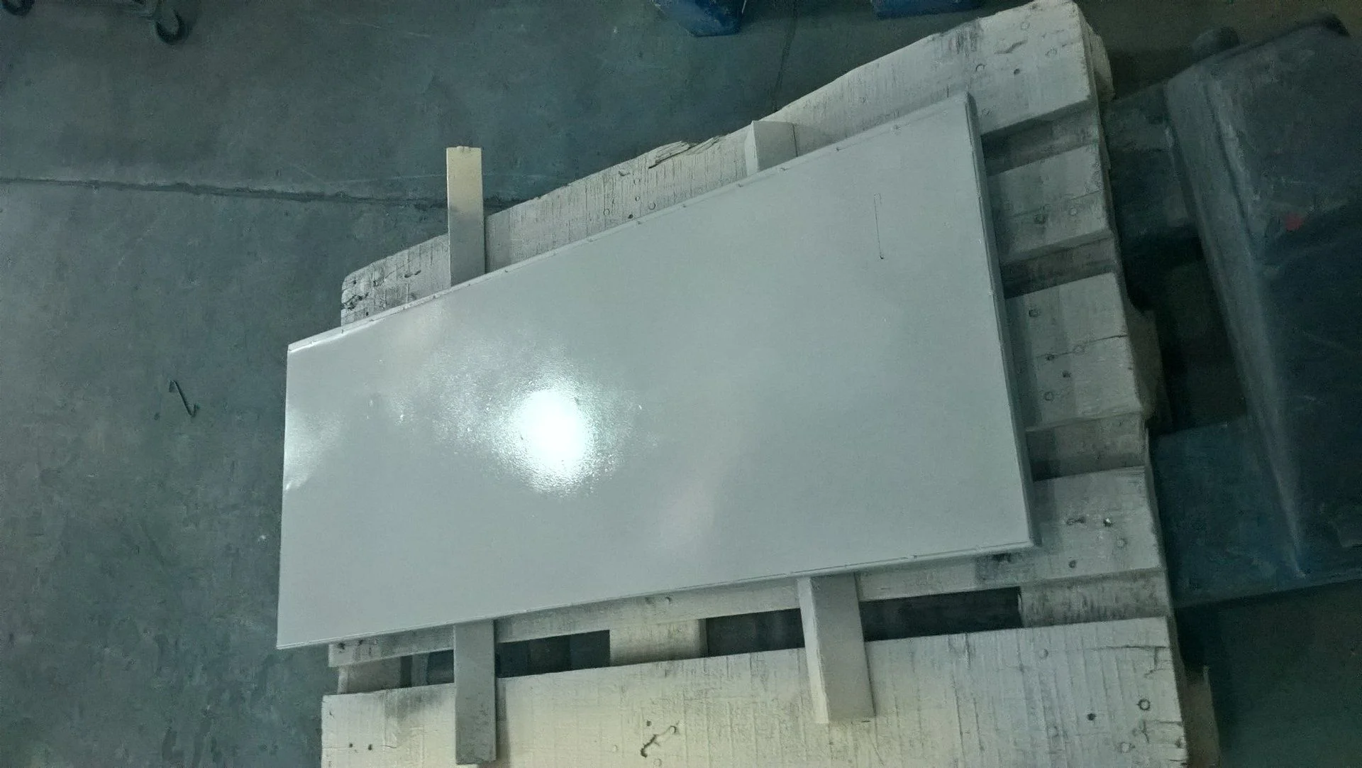 tailgate in primer
