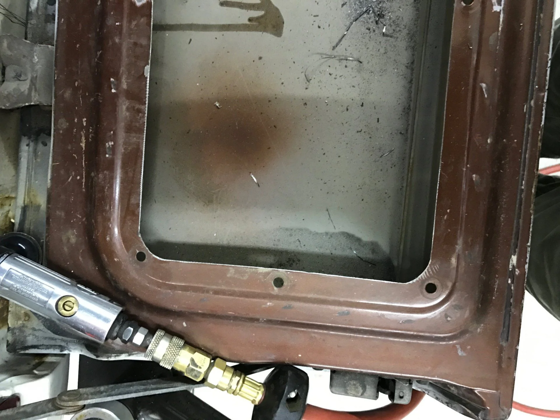 tailgate lid