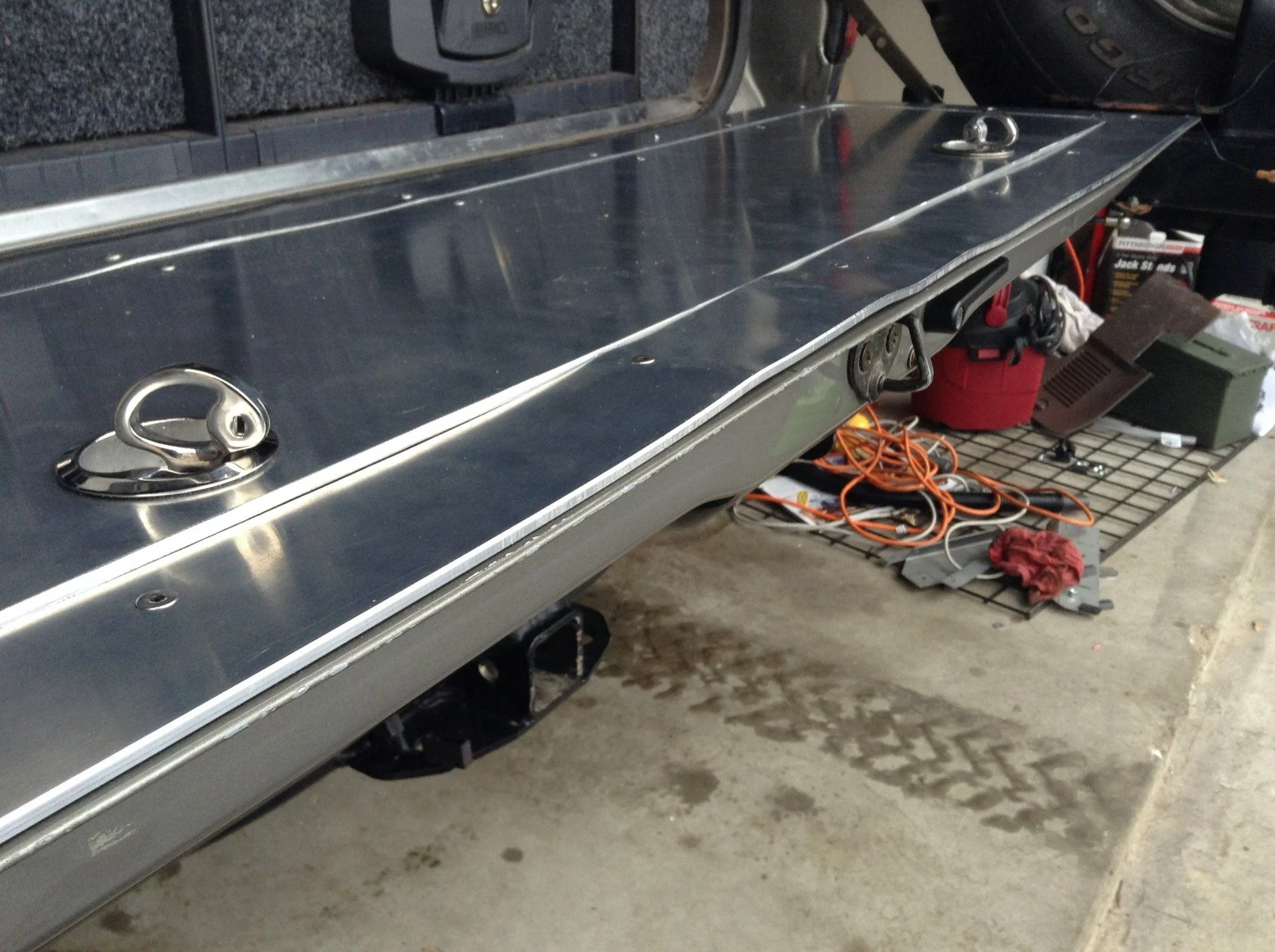 tailgate storage