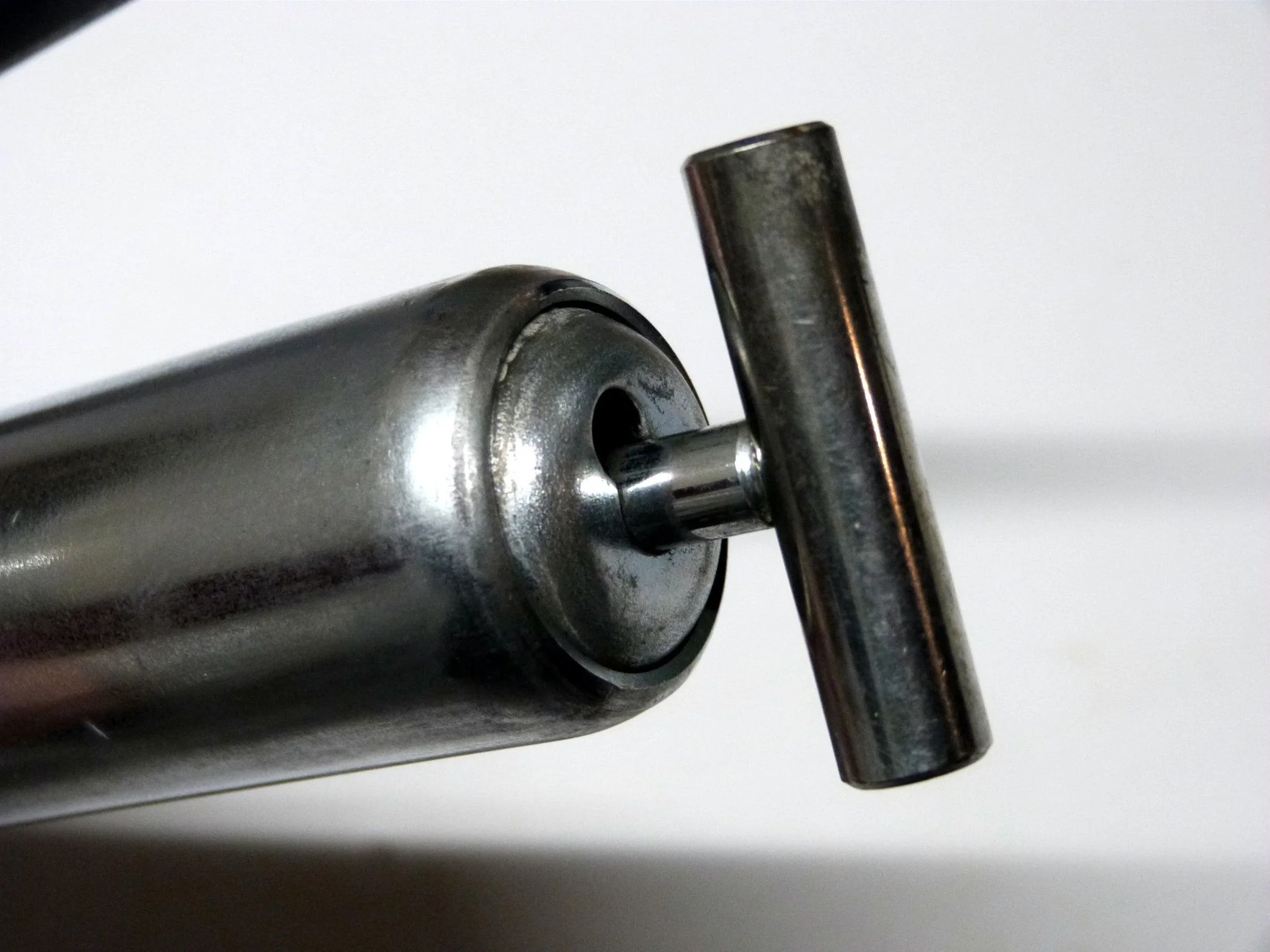 TEQ Grease Pump - early