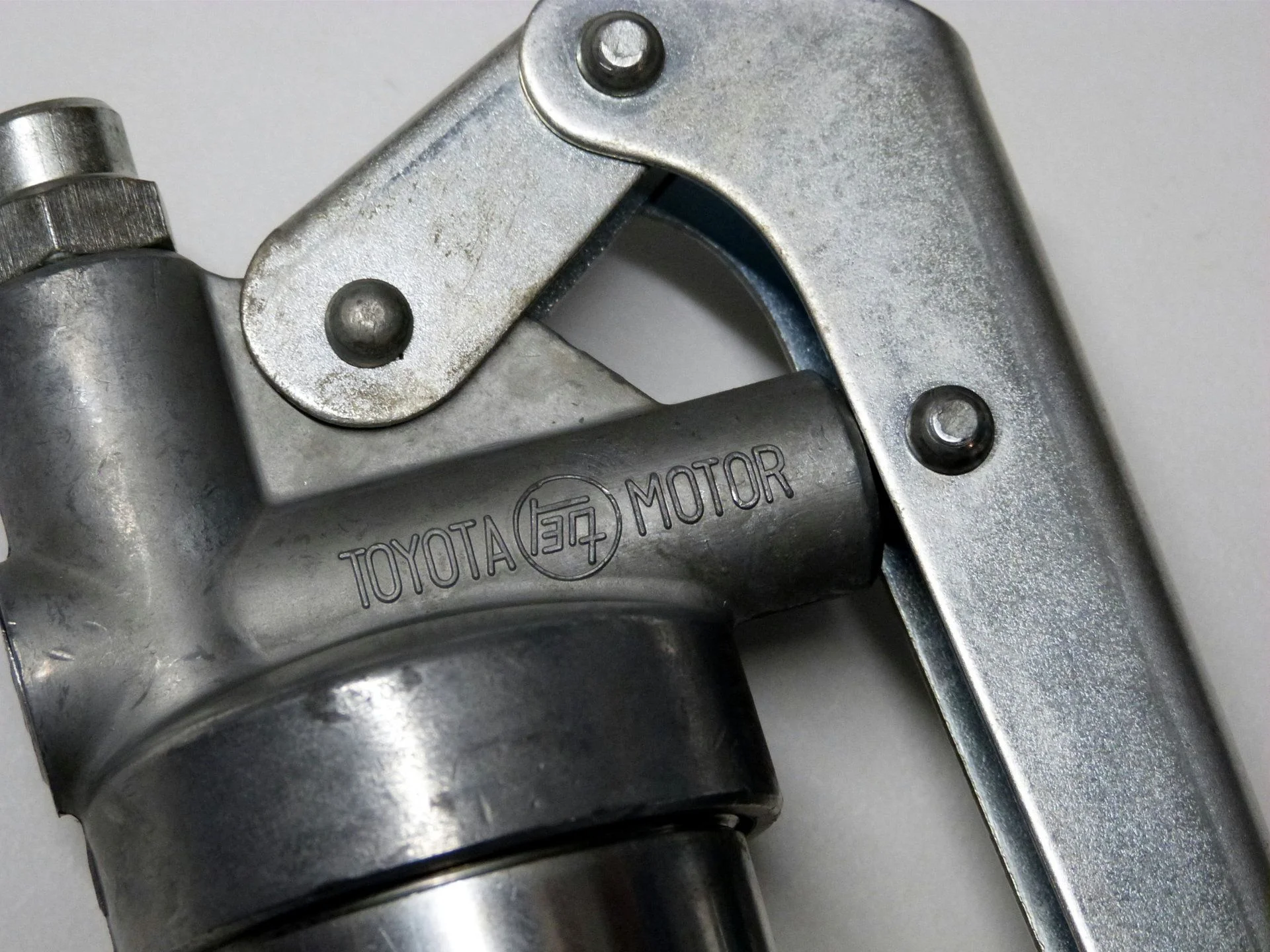 TEQ Grease Pump - early