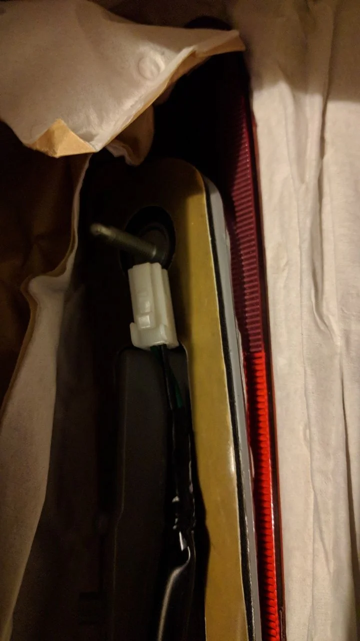 Third brake light wire