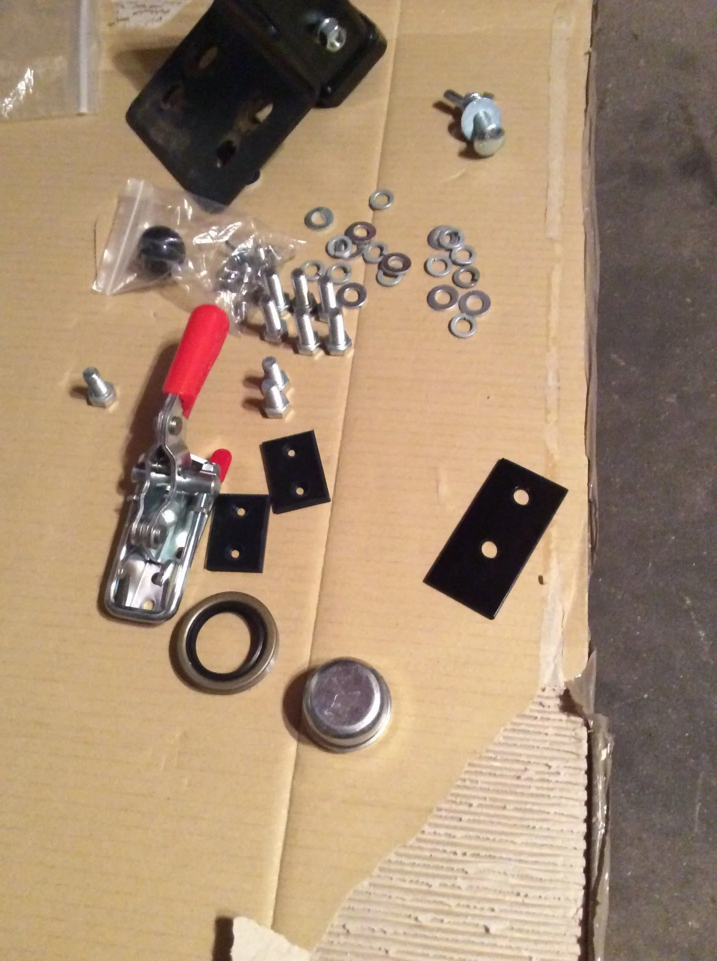 Tire carrier hardware