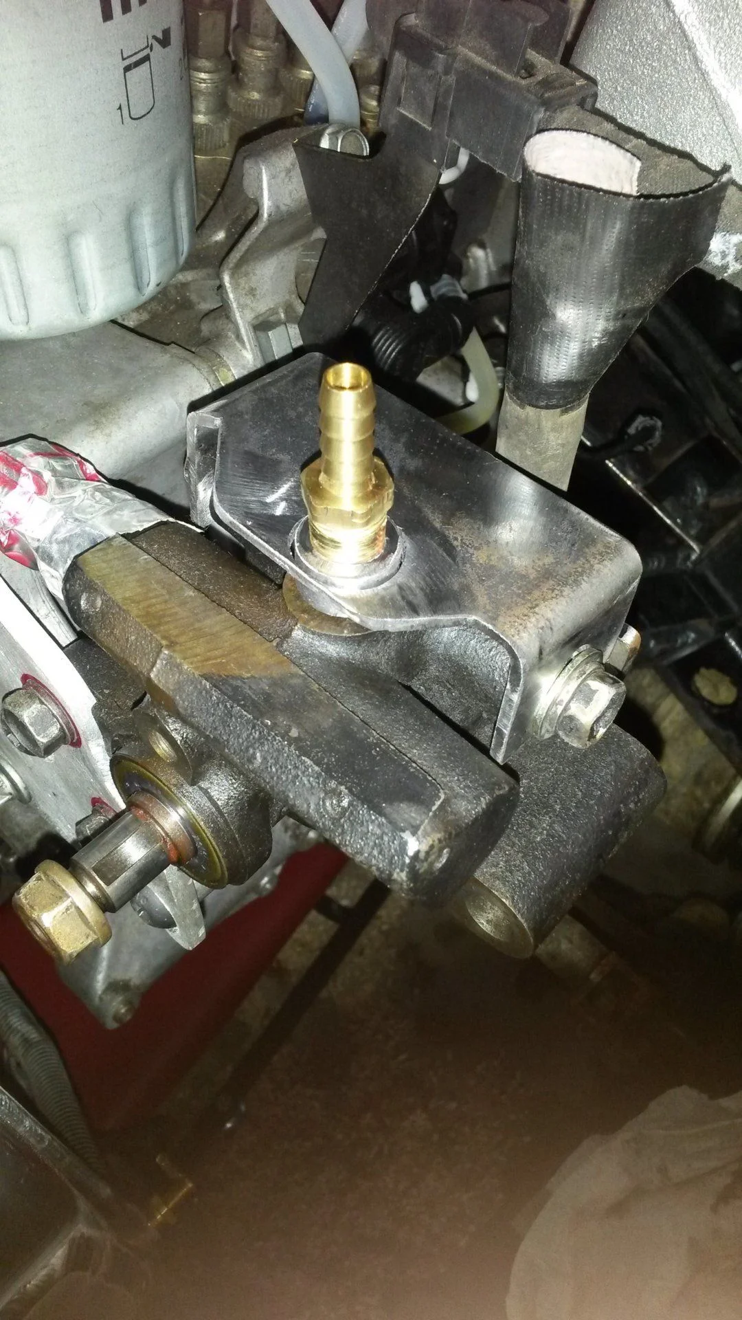 Toyota power steering pump remove reservoir inlet fab