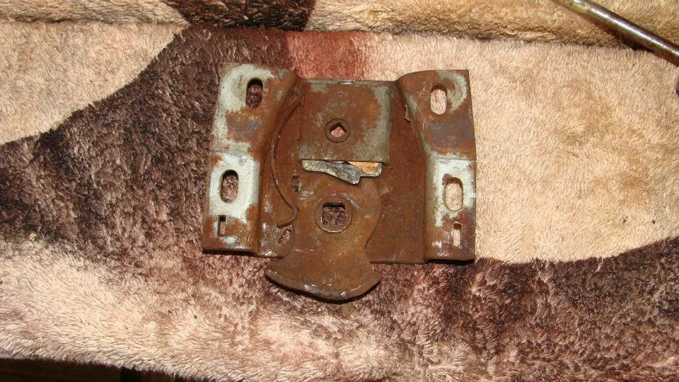 trunk latch brokey