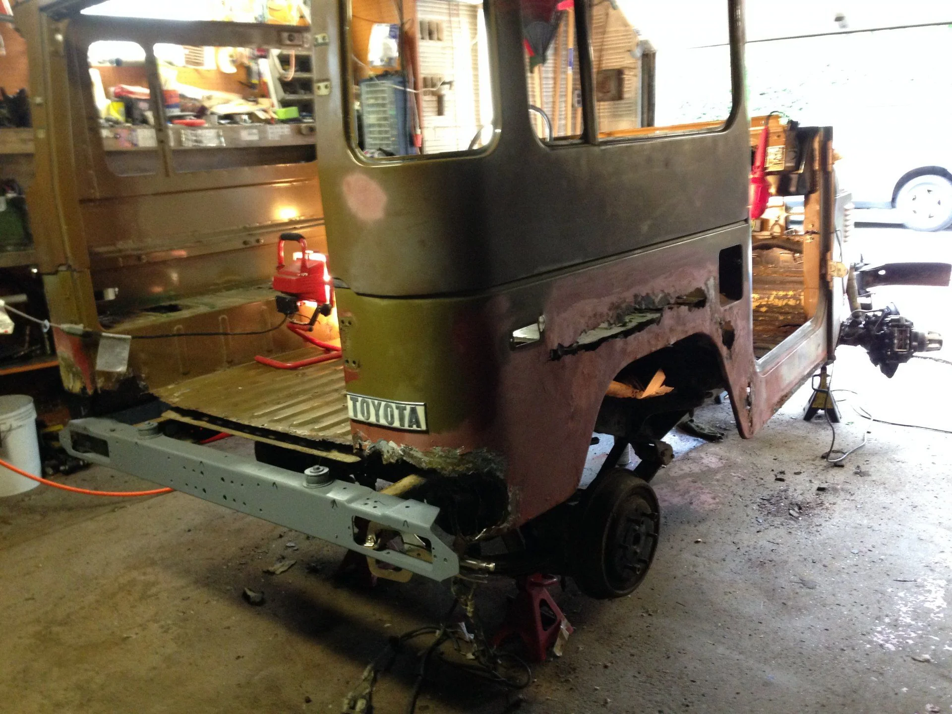 Tub right rear 3