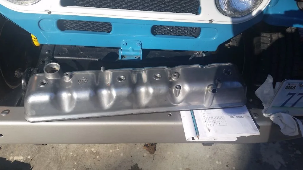 Valve cover