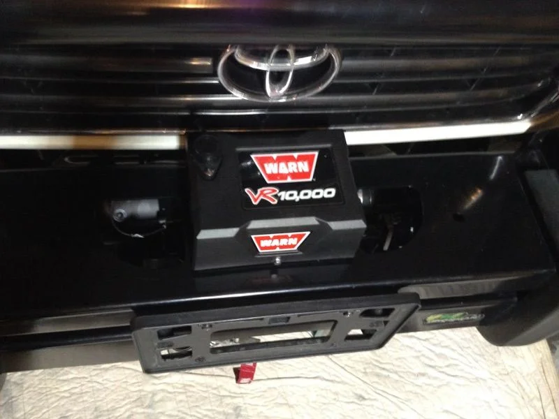 Warn VR 10,000 winch on my 80 Series Deluxe Commercial Bull Bar BBCD004