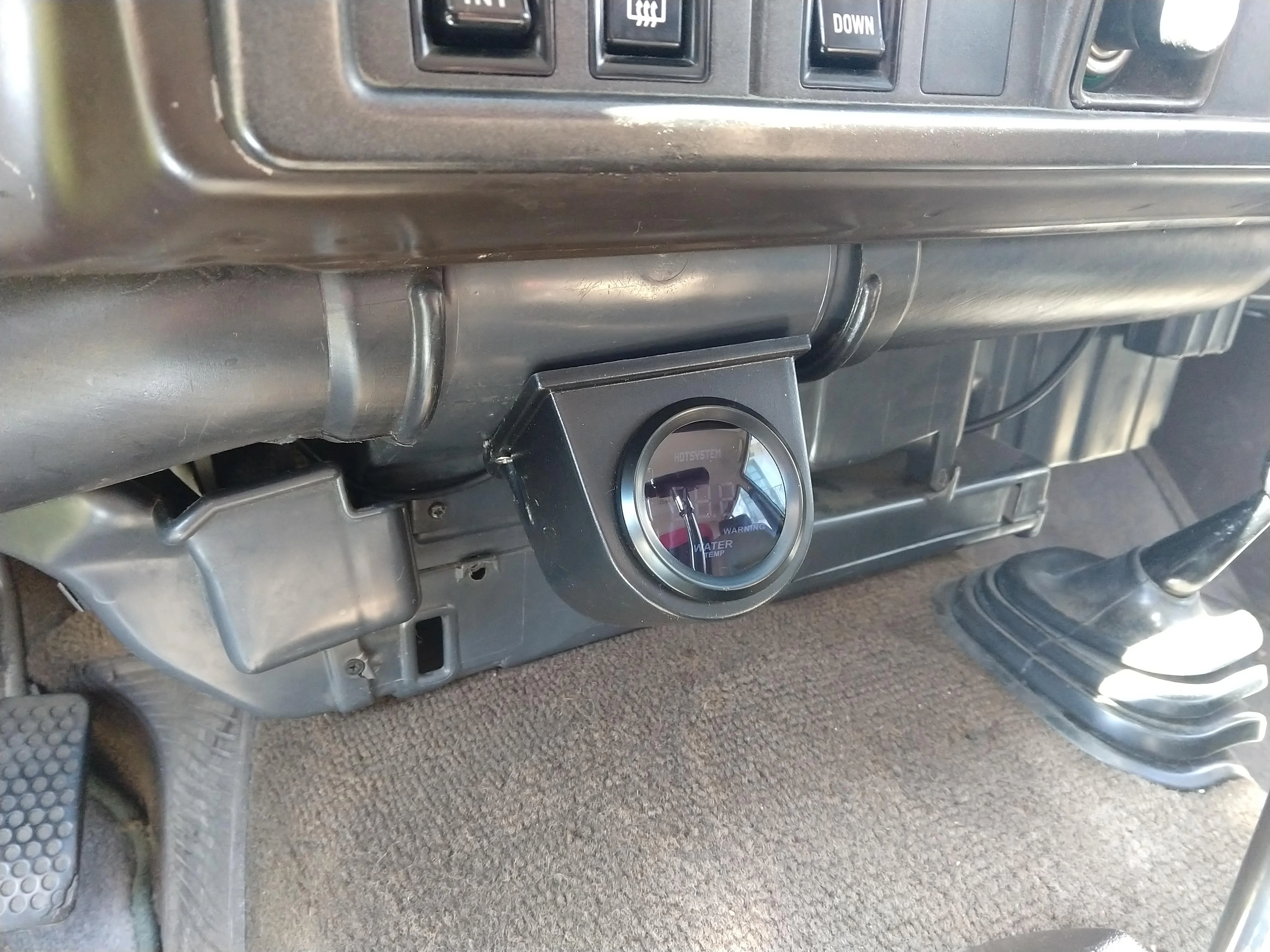 Water Temperature Gauge with Bezel Mounted