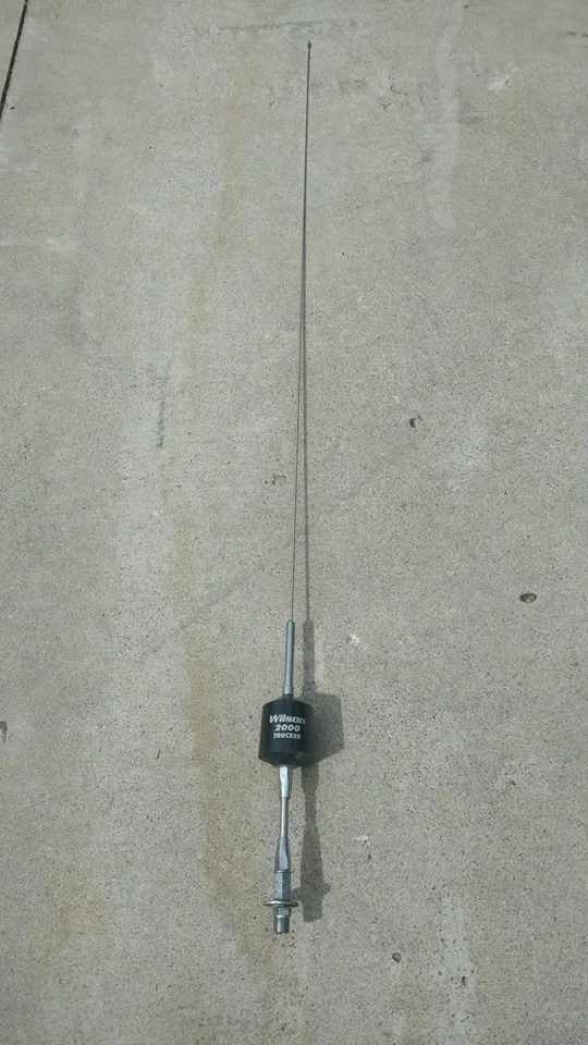 Wilson Trucker 200 CB Antenna with 5in riser shaft.