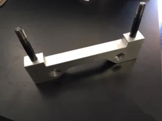 Wilwood Aero 6 Caliper bracket 2