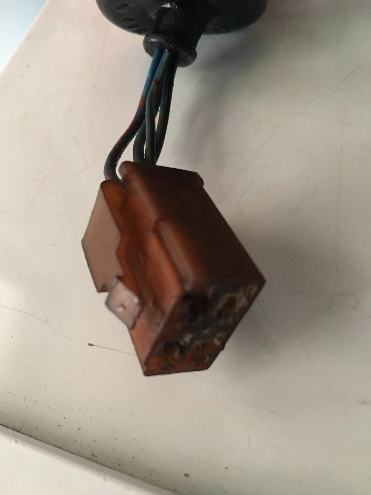 Wiper motor harness socket (motor end)