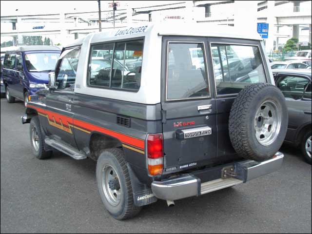 06-45-5r2-ToyotaLandBJ74.jpg