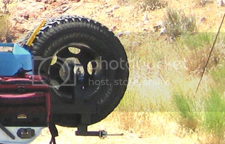 tirecarrier.jpg