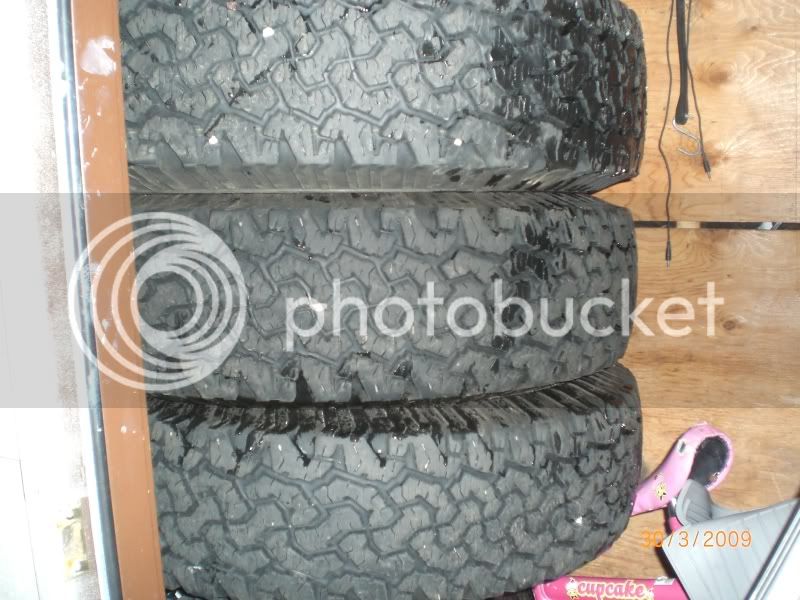 Tires001.jpg