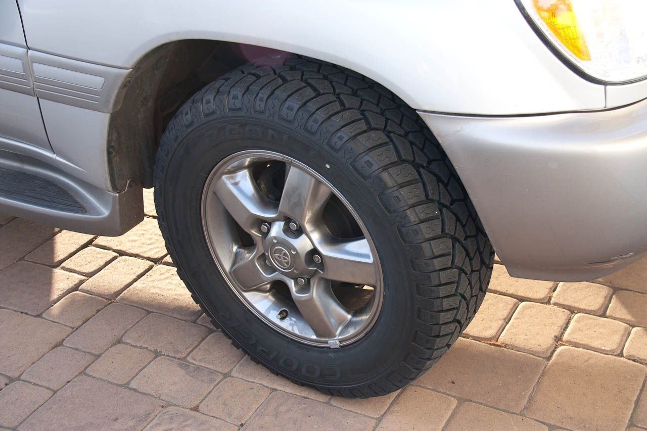 zeonltz_tires_cu.jpg