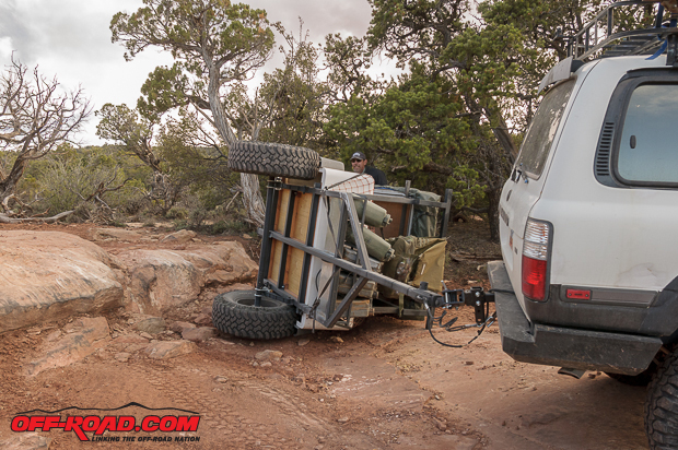 Tipover-Dinoot-Trailer-off-road-8-13-13.jpg