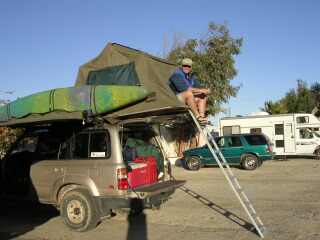 200416628-M.jpg