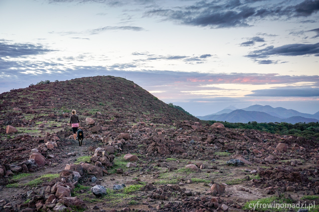 sunrise_volcano_telica_nicaragua.jpg