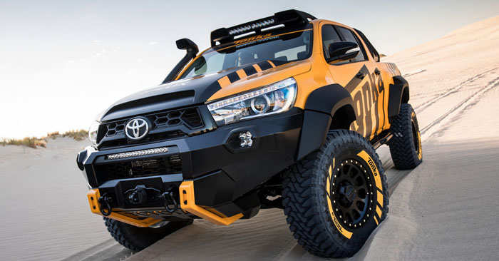 Toyota-Hilux-revo-2017.jpg