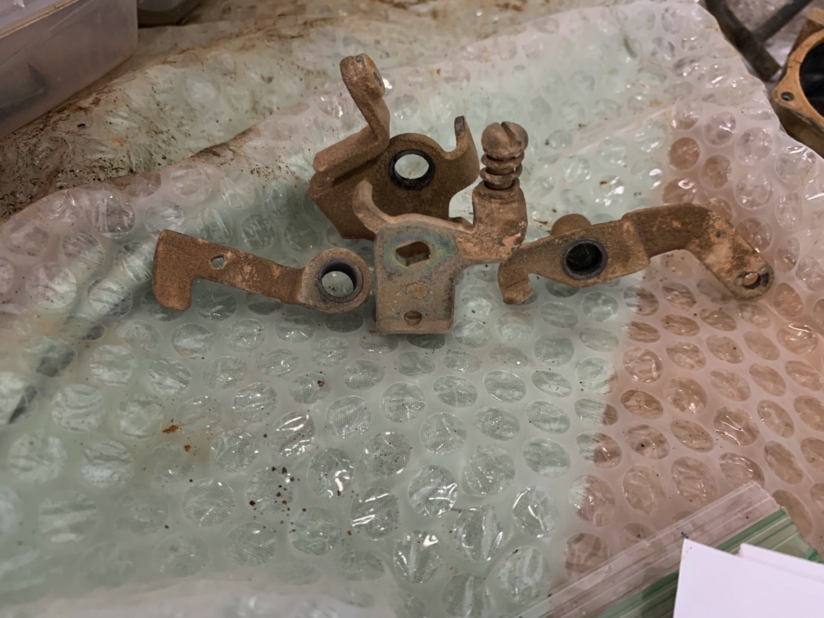 MUD_CARB_28parts.jpg