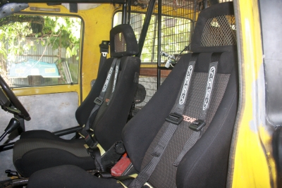 20100206_DEATHSTAR_06020.NEW-SEATS.AND.HARNESSES.JPG