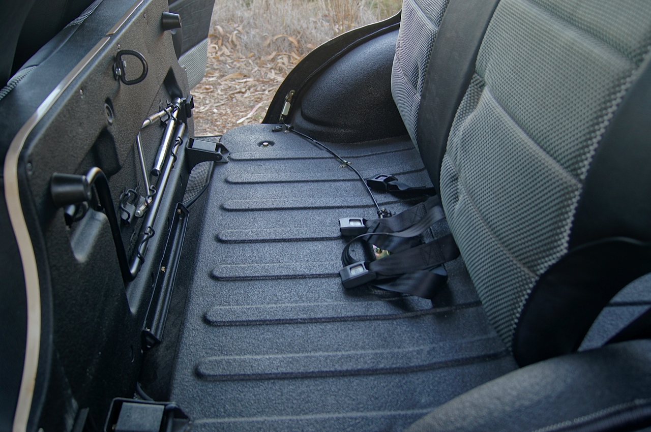 FJ55_1973_tools.jpg