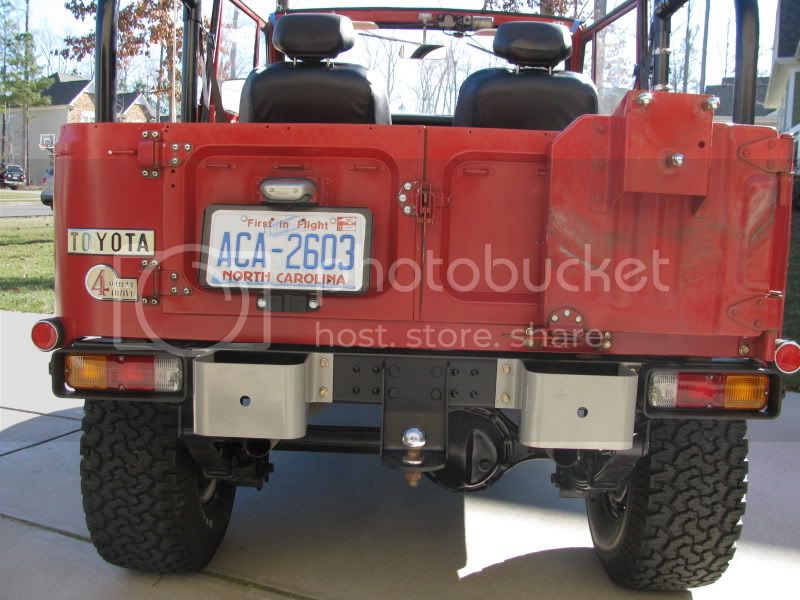FJ40AfterBodyWork002.jpg