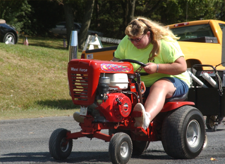 tractor%20girl_5265.jpg