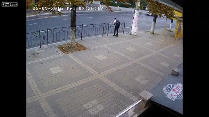 ZCkjwxg.gif
