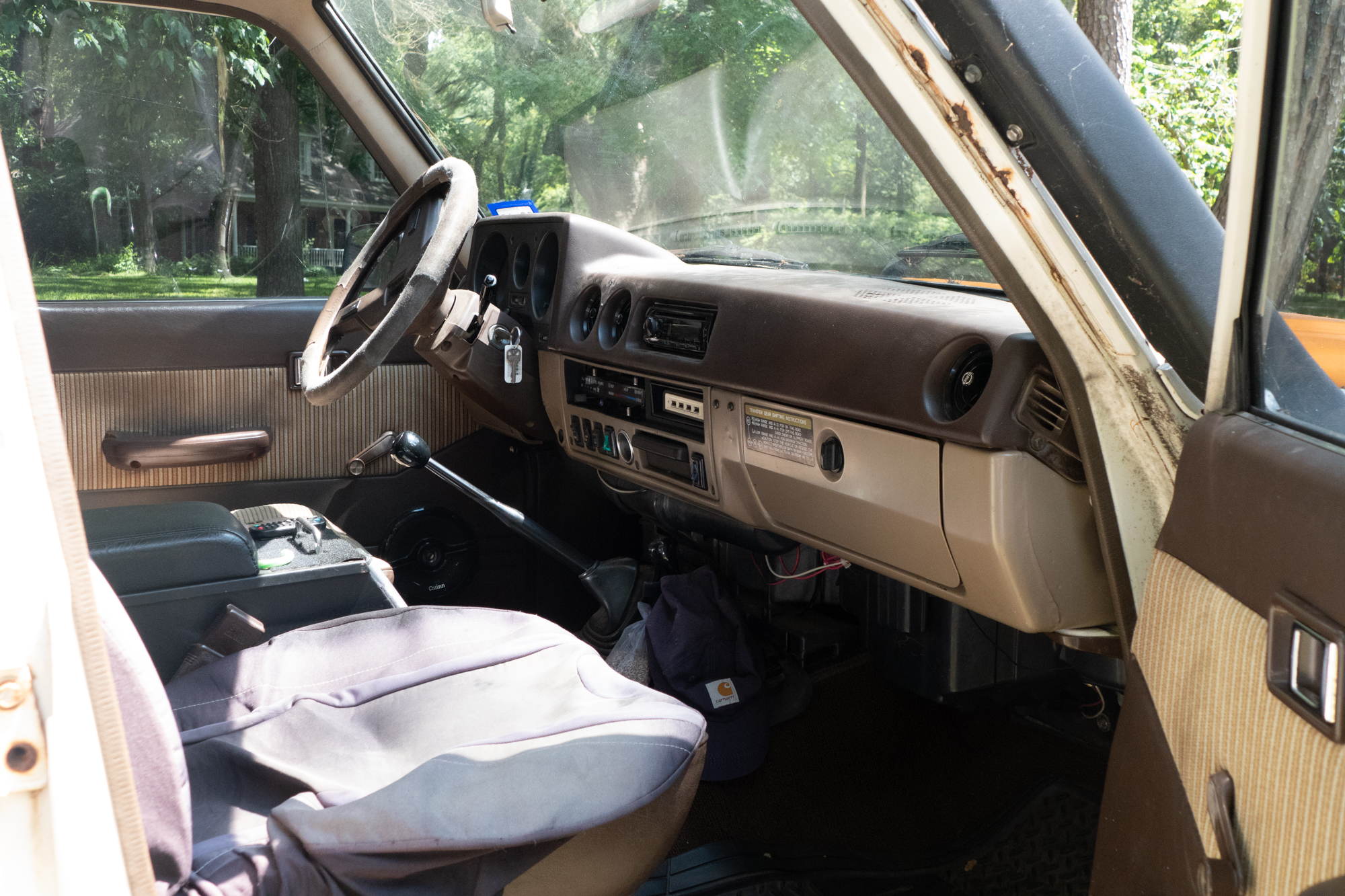 FJ60-15.jpg