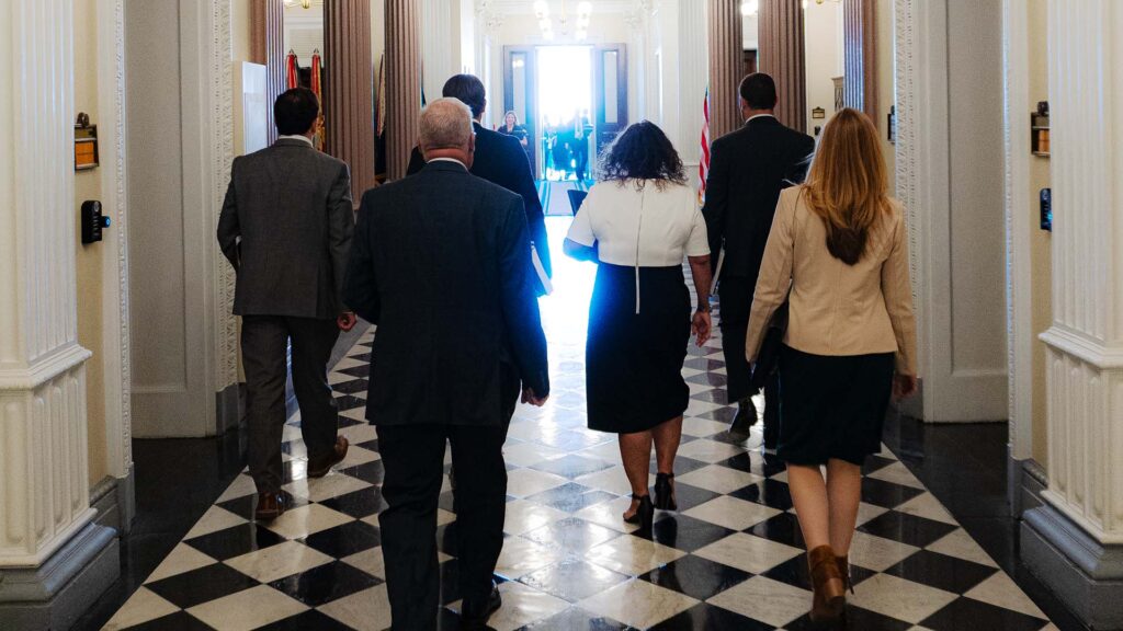 Walking_Halls-1024x576.jpg