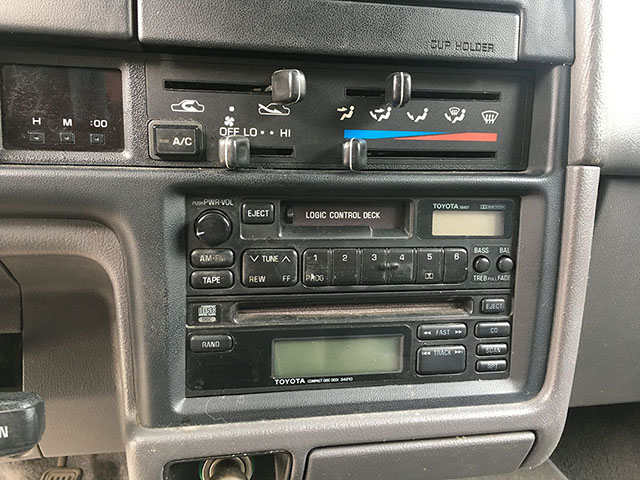 radio-91-640.jpg