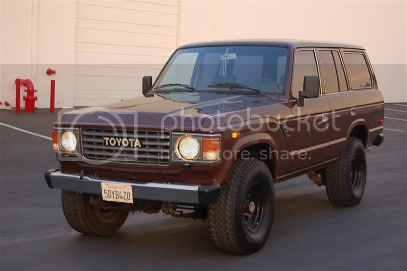 1984 Toyota LandCruiser FJ60 2.5 OME lift, 33's, newer paint, CA truck!