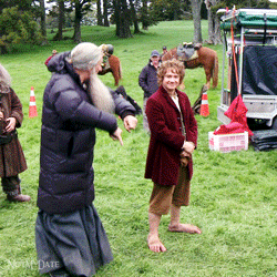 tumblr_nz0r8dB3kQ1r0ov2ao1_250.gif