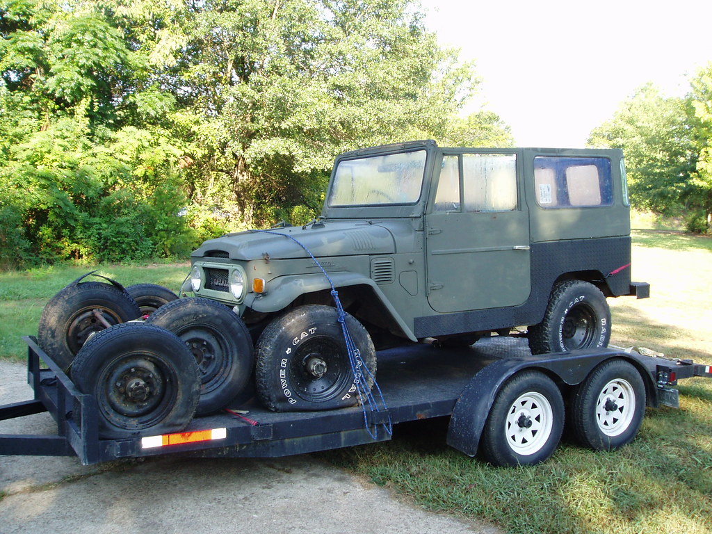 1968 RHD FJ40 project Rig
