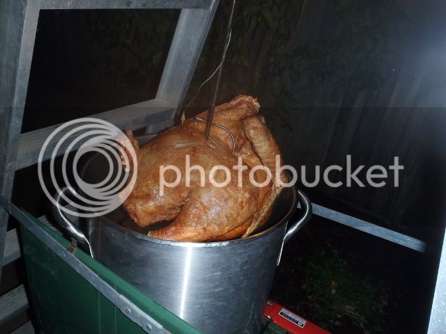 TurkeyFry023640x480_zpsac1cb2de.jpg